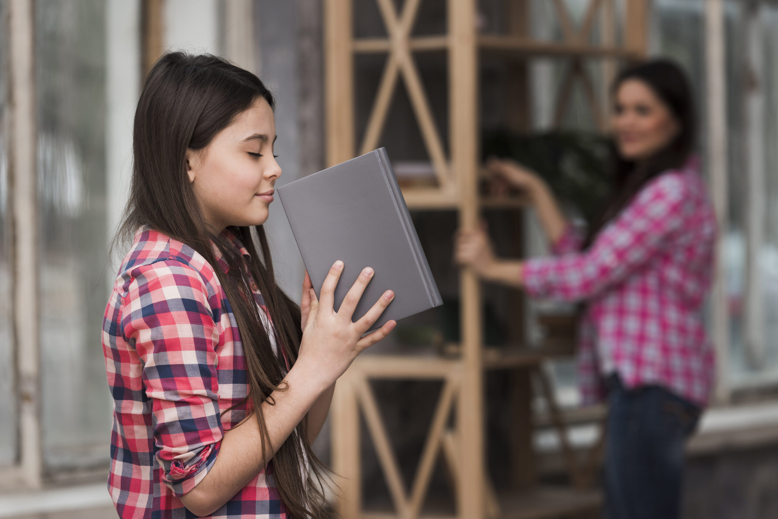 Read more about the article ¿Qué hacer cuando tu hijo/a ignora las reglas de casa? Guía práctica para padres y madres