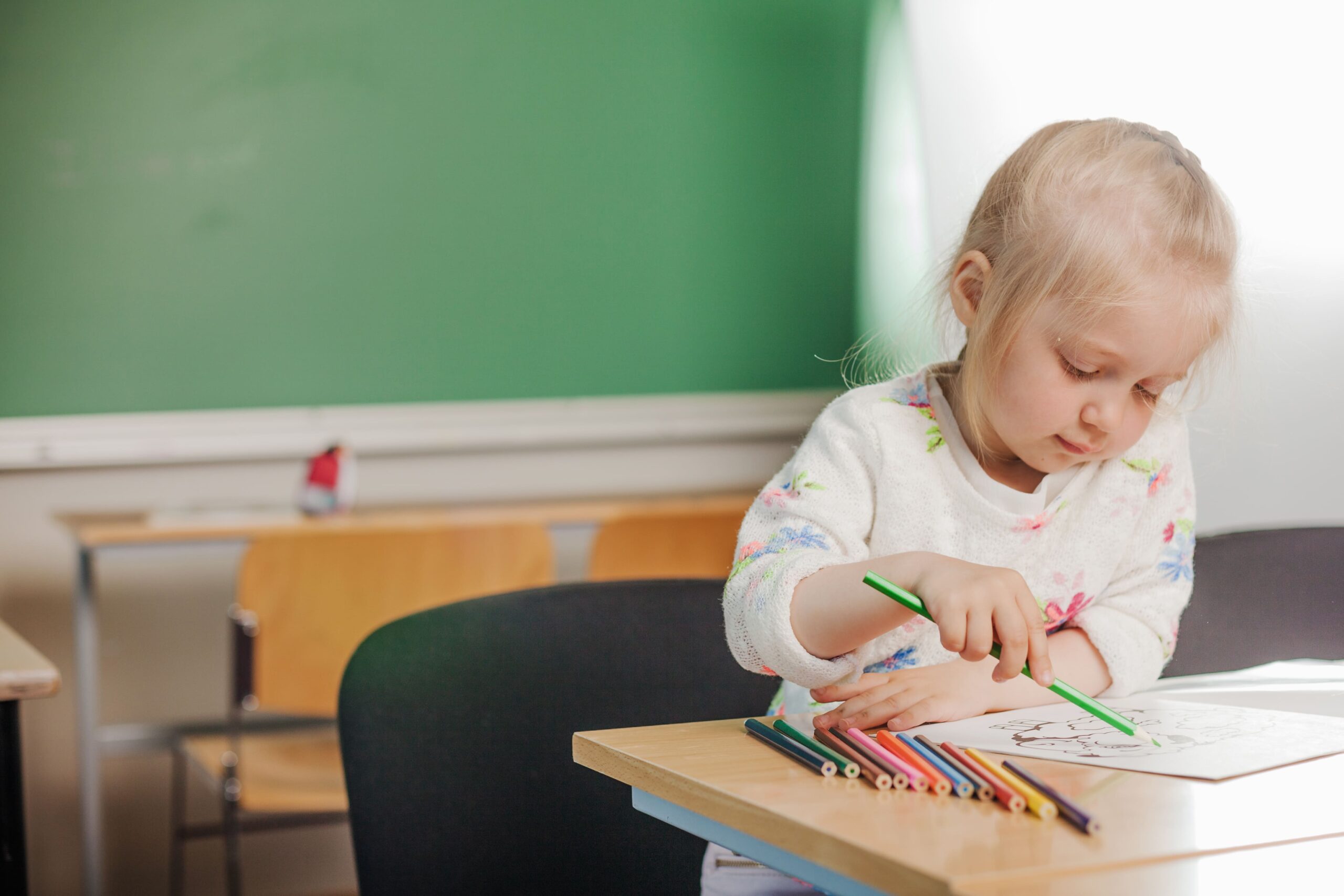 Read more about the article La alarmante realidad: niños que inician la escuela y no saben sostener un lápiz